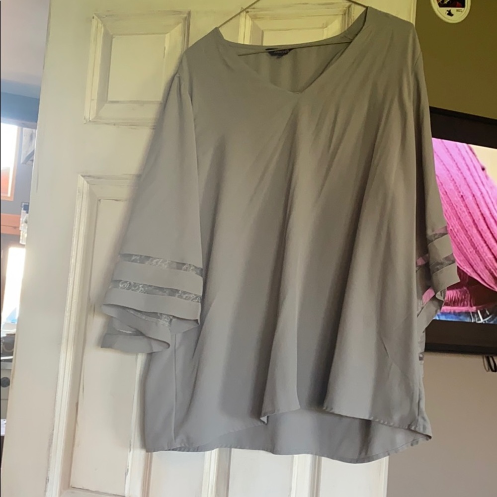 Woman’s top